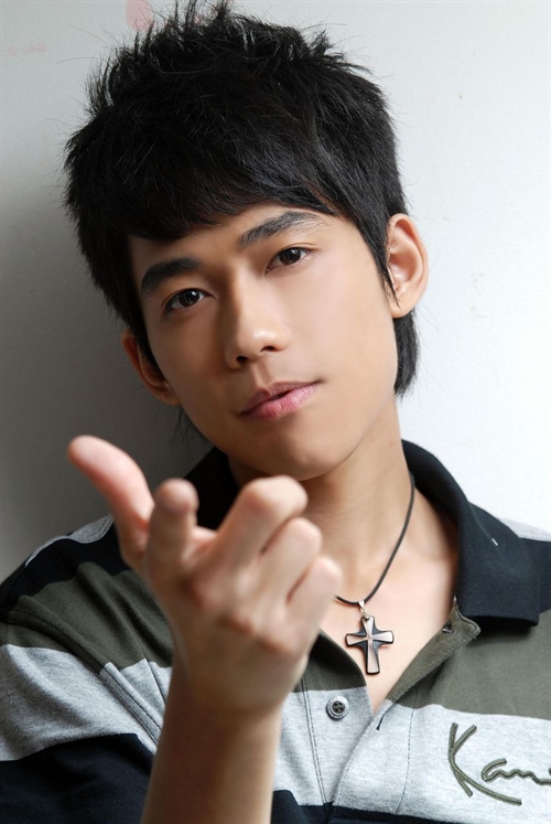 快乐男声20进12 快乐男声历届全部名单-佳迪双