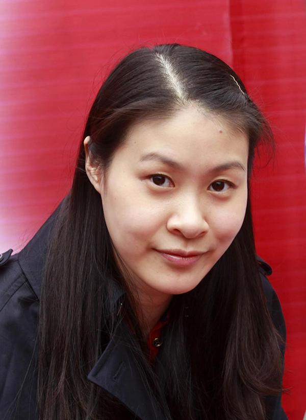 女排“第一美女”赵蕊蕊,退役后转身成著名科幻作家,41岁仍单身