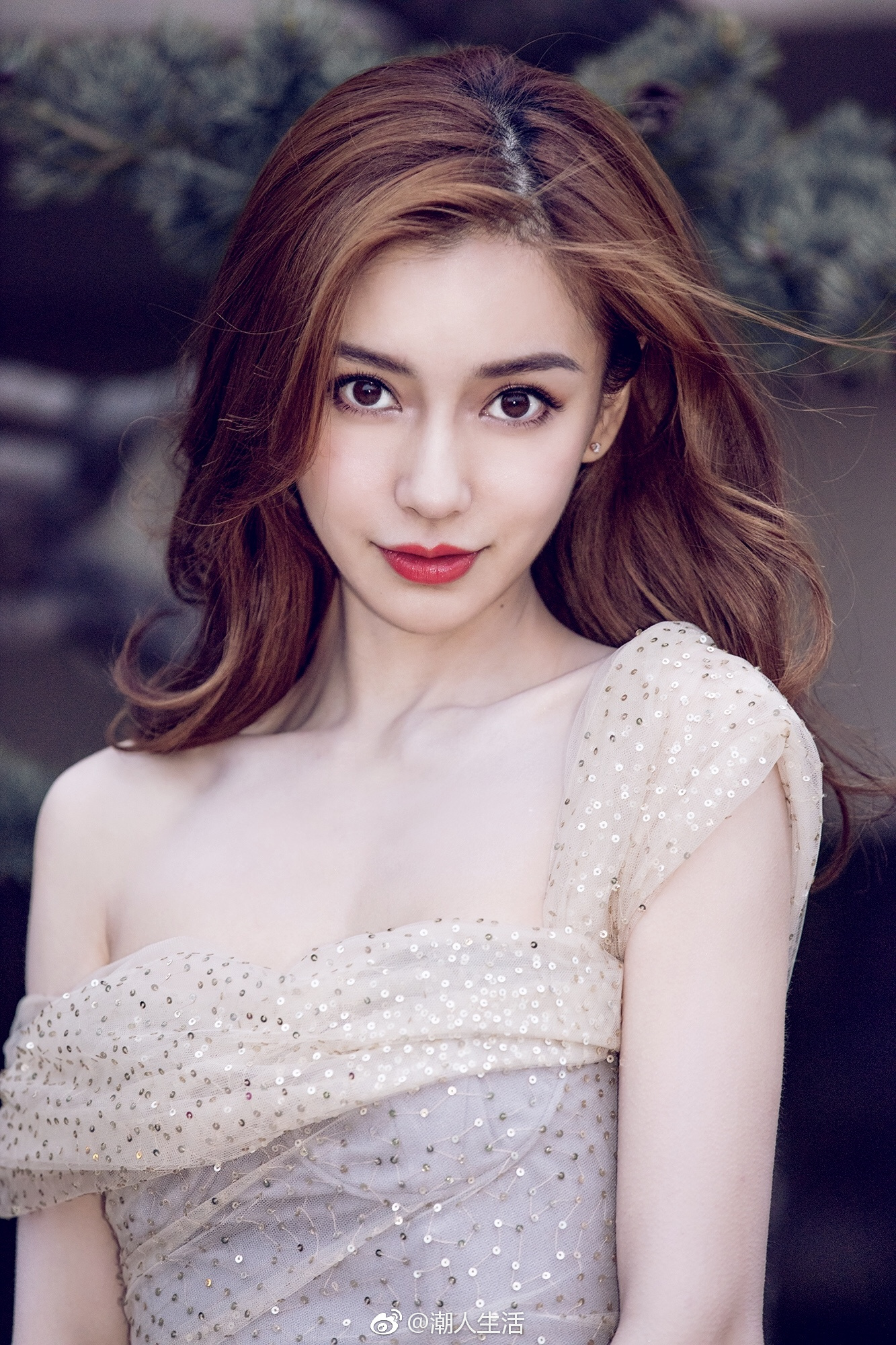 8位异域风情的混血女星，有人幸福美满，有人情路坎坷