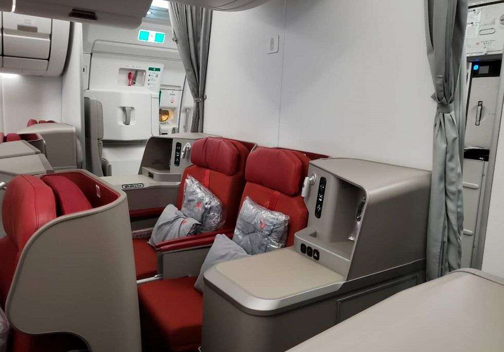 没有白雪公主的七个小矮人,飞翔在中国天空的空中客车a318客机!