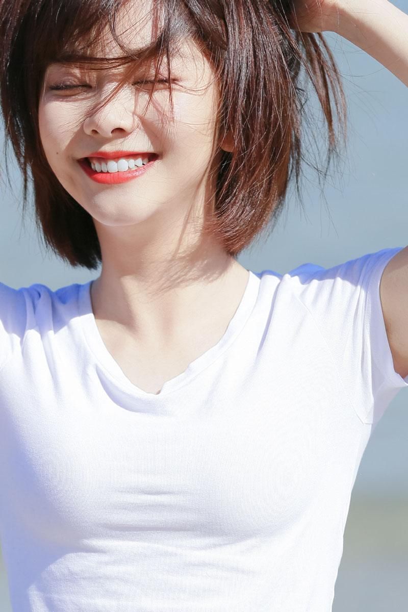 “被高估”的5位女演员，赚钱赚到手软，有人却拿不出像样的作品