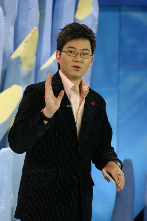 主持人赵川：三段婚姻饱受争议，他配当《爱情保卫战》主持人吗？