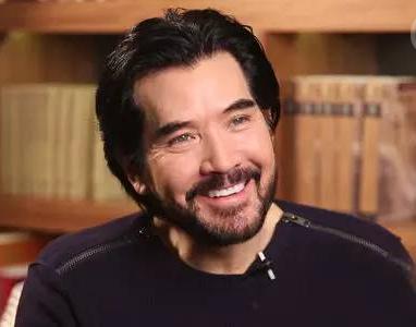 费翔妈妈毕丽娜:亲手拆散儿子的姻缘,我离婚影响了他的一生