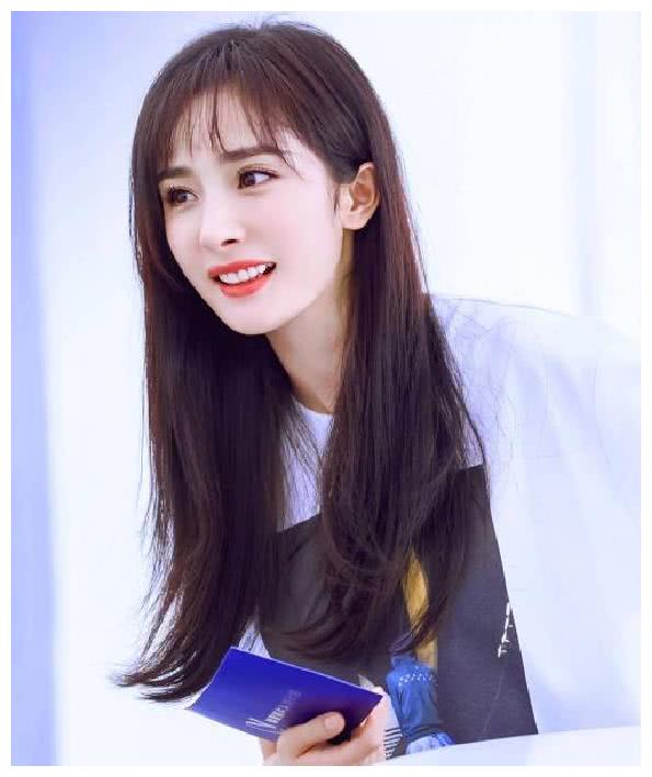 杨幂的刘海造型