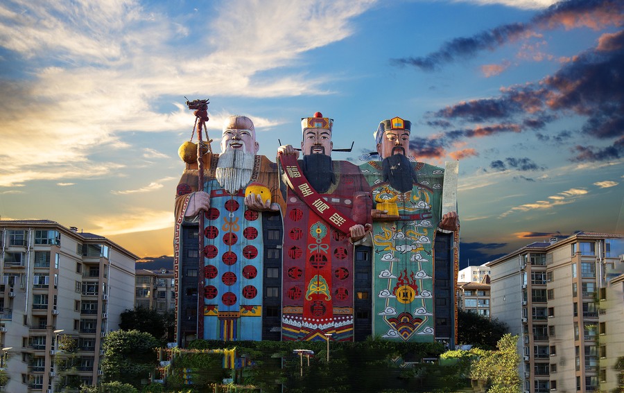 天子大酒店(被称全国"最丑"建筑:河北天子大酒店,曾经获得吉尼斯世界