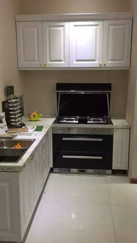 集成灶從4000塊到15000塊都有，5分鐘讓您知道選購(gòu)攻略，超實(shí)用