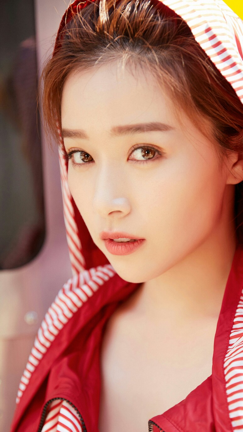 哈尔滨盛产美女，8位冰城美女，个个肤若凝脂，气质卓绝