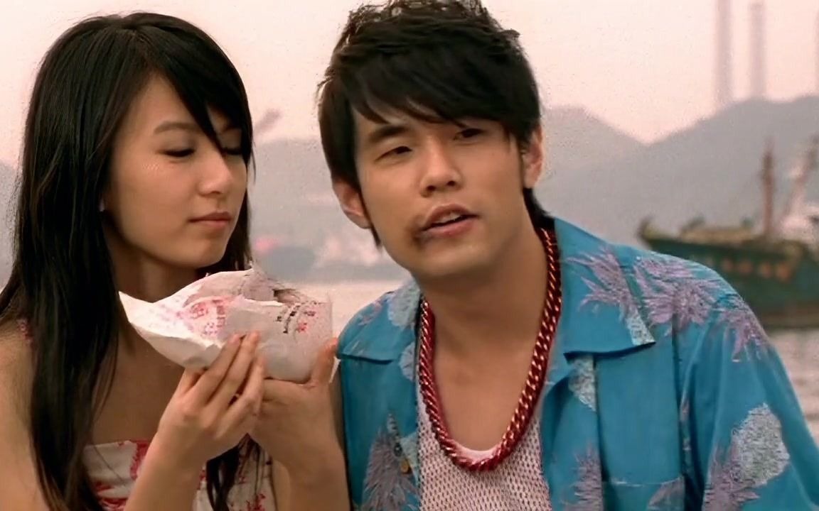 "两面三刀"田馥甄:拿捏周杰伦玩弄林俊杰,背刺队友为法制咖发声-蘑菇