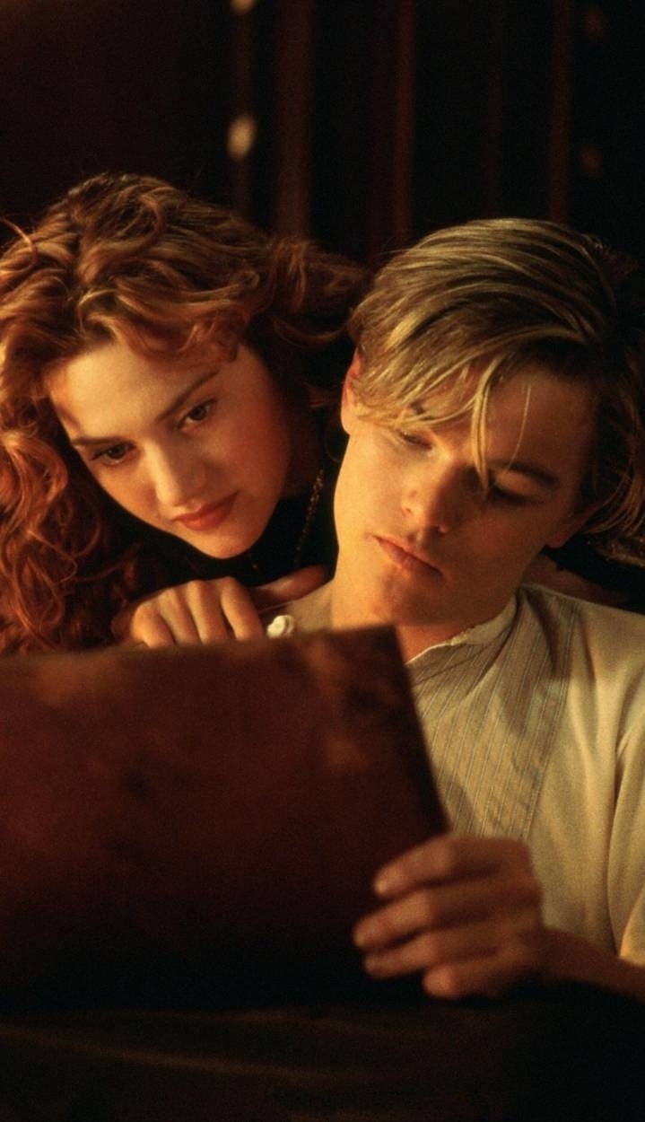 德普的女儿个子矮,皮特的长女像他也像朱莉,48岁小李子至今未婚