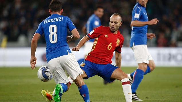 西班牙对意大利(世预赛：德罗西点射救主，意大利1-1西班牙)