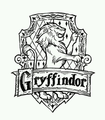 格兰芬多格兰芬多代表火,拉文克劳代表风,赫奇帕奇代表土,斯莱特林