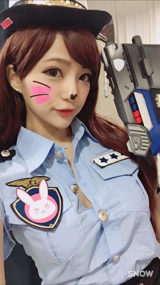 萌妹貝莉莓-Beryl Cosplay，来看看她cos的角色像不像？求关注！