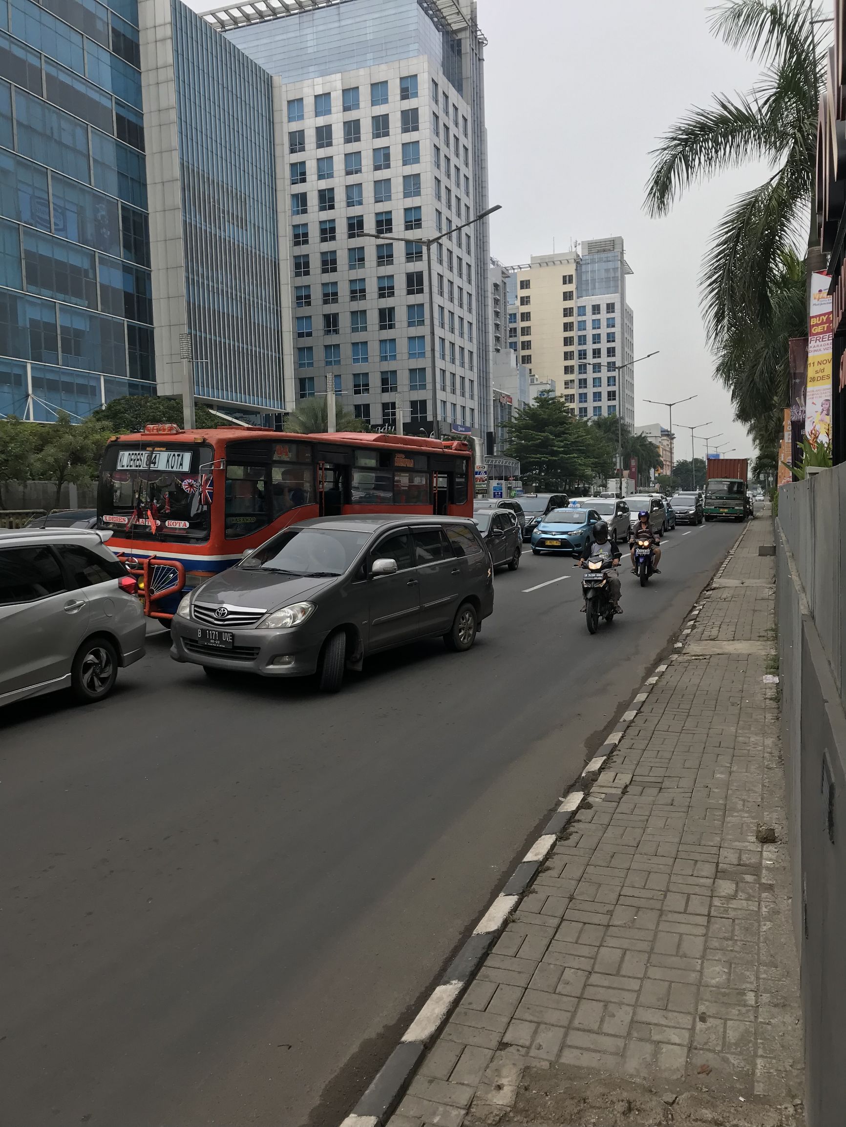 印尼雅加达，这个号称80年代的中国，传闻遍地黄金的地方