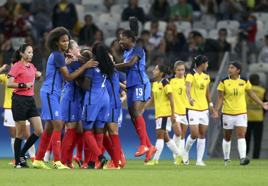 奥运女足综述：德国6-1横扫津巴布韦 美国法国取得开门红