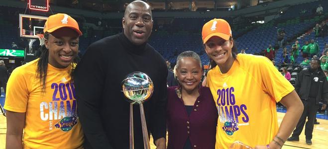 坎迪斯-帕克获WNBA总决赛MVP