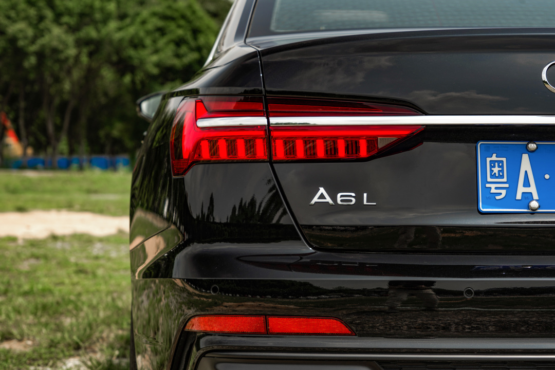 谁会拒绝一台3.0T的C级车？试驾奥迪A6L 55TFSI