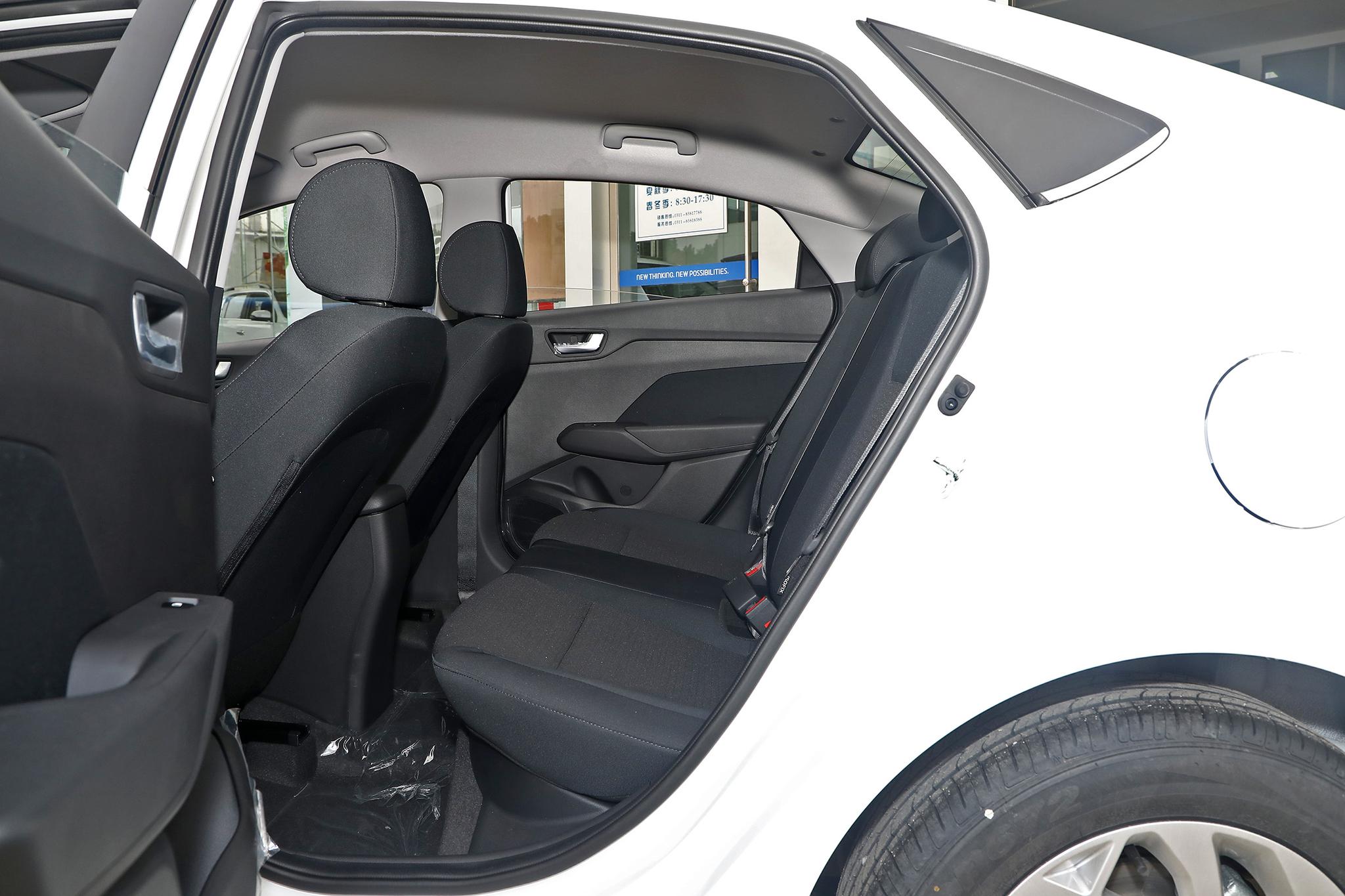 被低估的合资小型车，现代悦纳有什么优缺点？比桑塔纳如何？