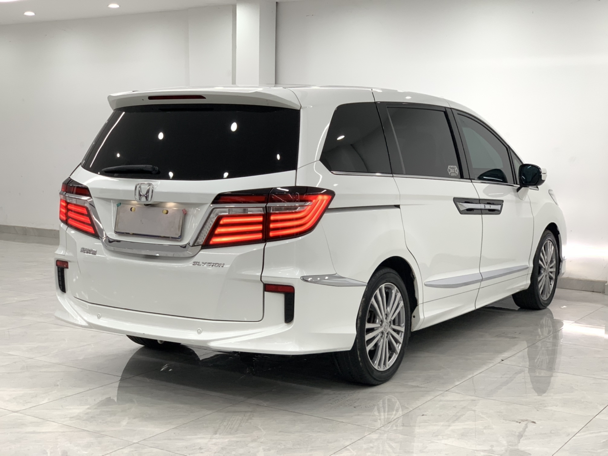 11.88万，2016款本田艾力绅，家用大7座MPV，8万公里值不值？