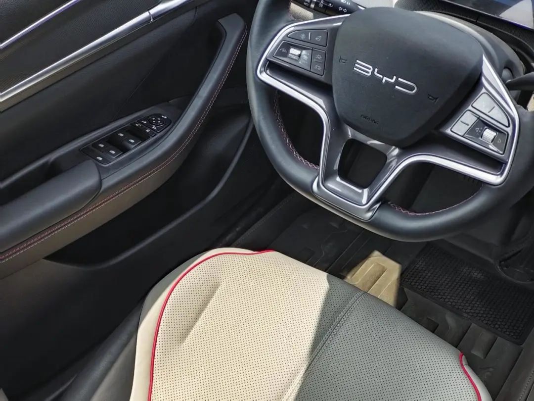 开过比亚迪驱逐舰05，再也不想开卡罗拉双擎