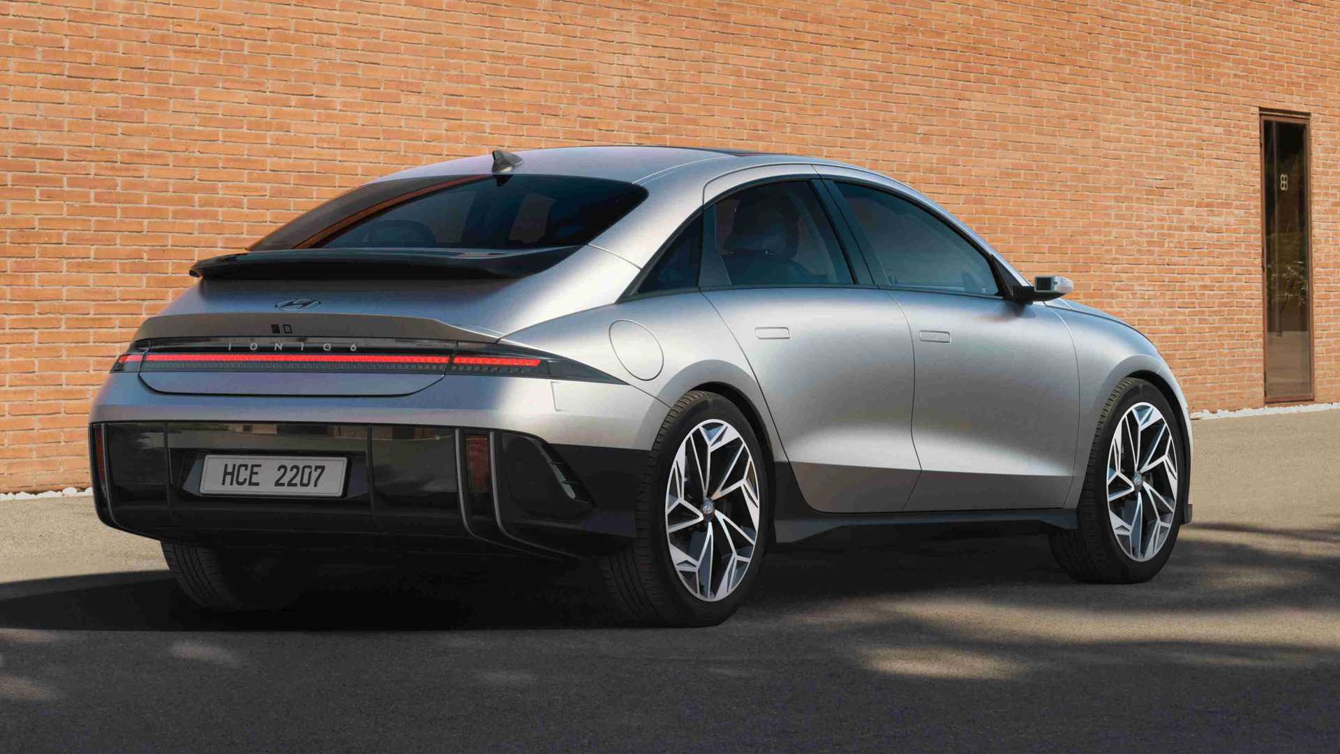 续航610km 现代IONIQ 6正式发布 对标Model 3