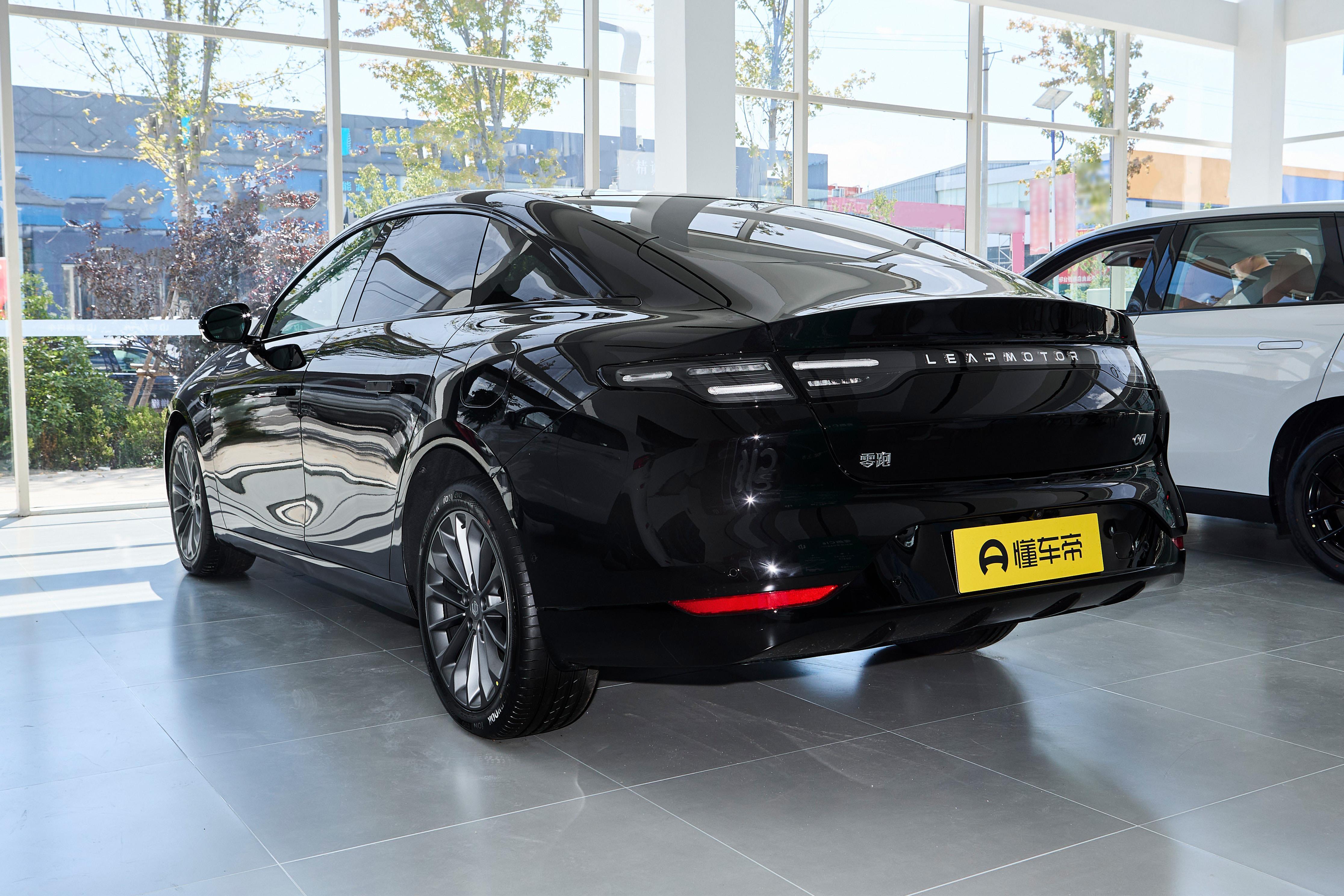 从油车到电车，我在广东找到了更适合自己的出行方式-零跑C01