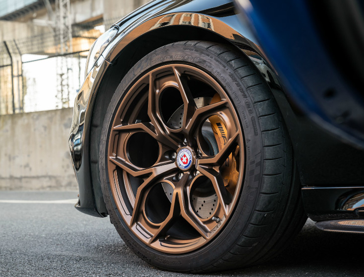 古铜色轮毂奔驰c63改国产品牌锻造hre款轮毂