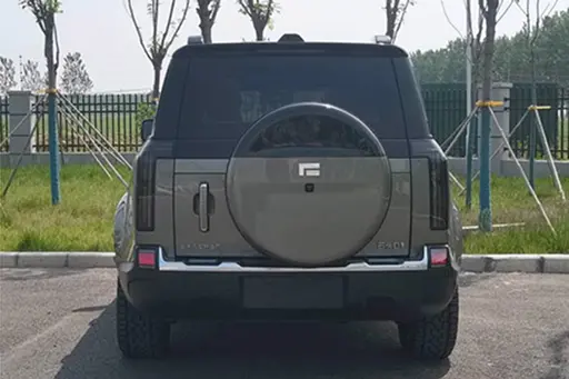 极石01上市，增程式动力，476马力，续航1338km，能平替理想L7？