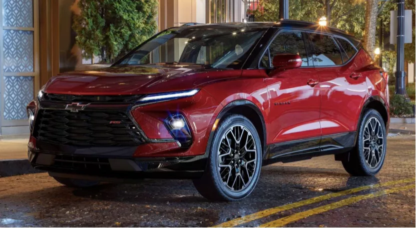 新朗逸将搭载星空前脸；特斯拉对国产车型简配