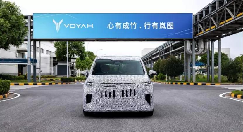 牧马人高地特别版即将预售；岚图MPV高清谍照曝光