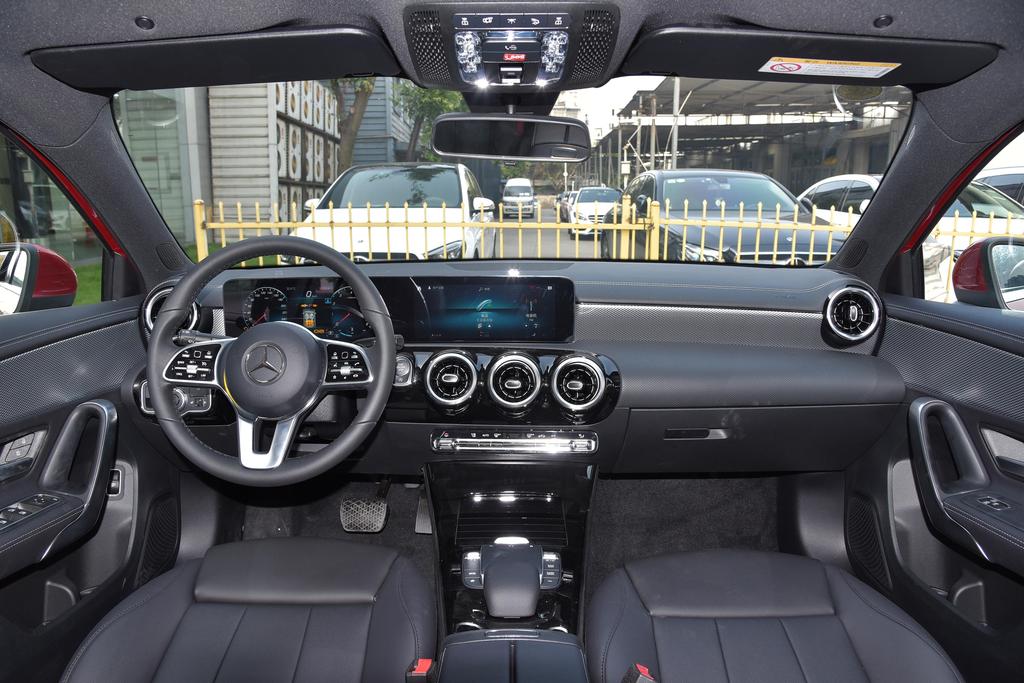 奔驰A级限时优惠6.80万 欢迎试乘试驾