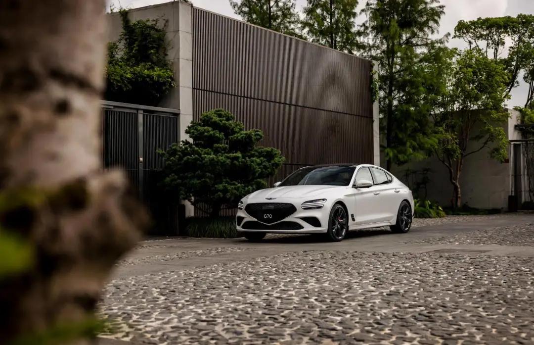 看看宝马3系，再看看G70，捷尼赛思还是不懂中国啊！