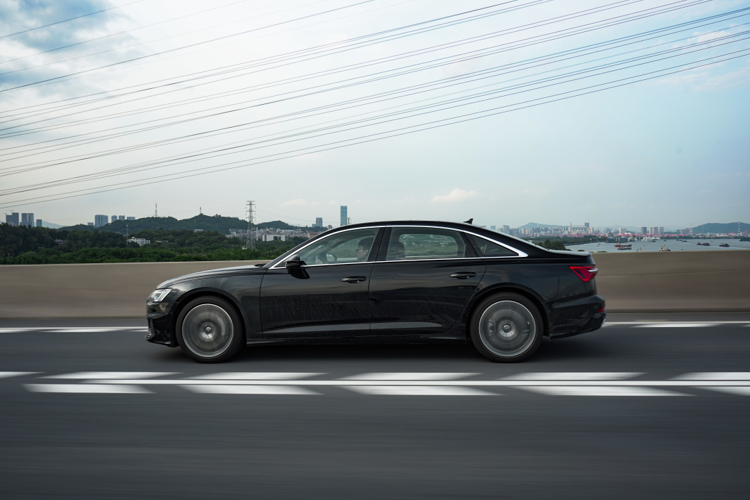 谁会拒绝一台3.0T的C级车？试驾奥迪A6L 55TFSI