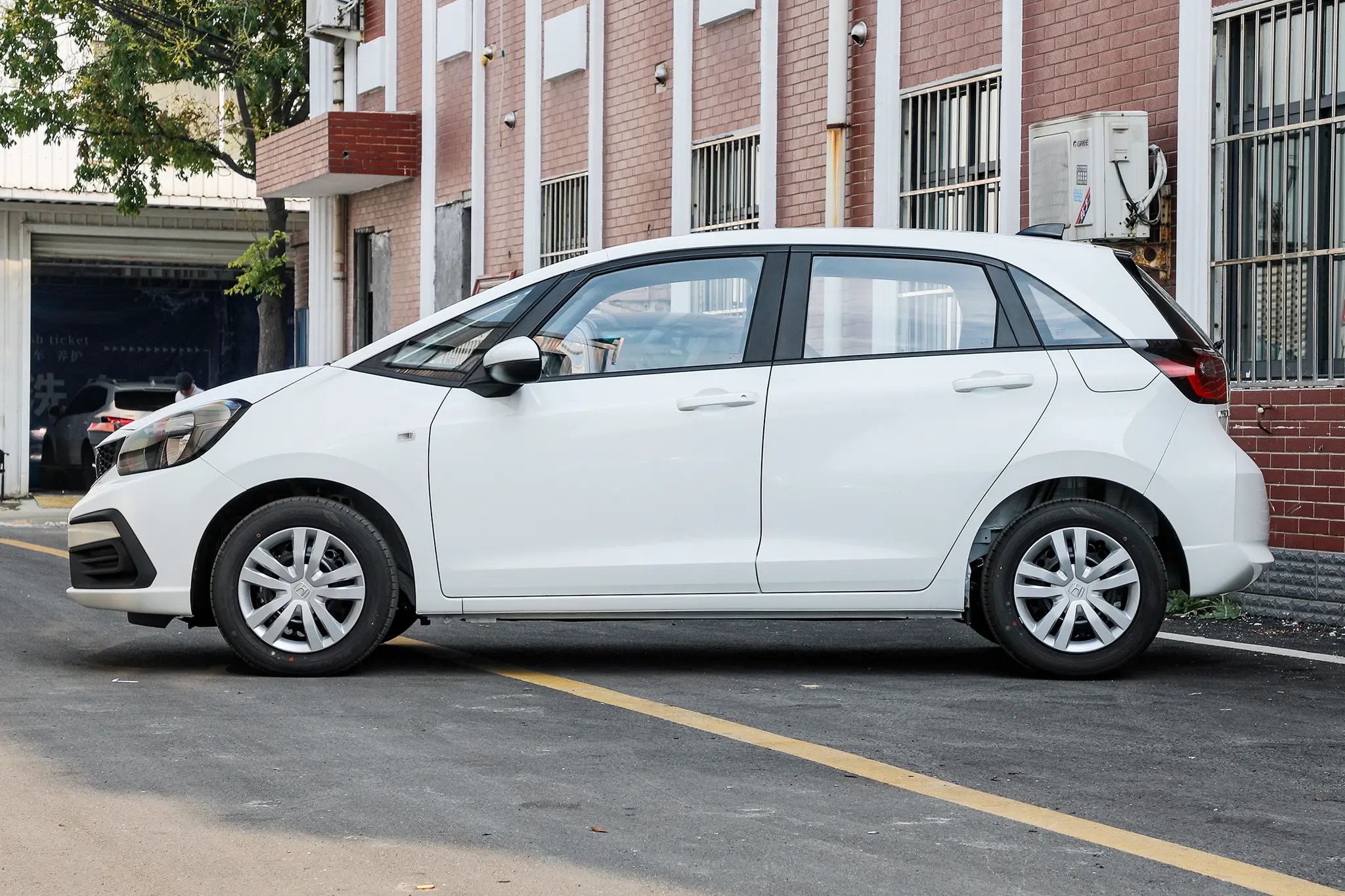 小飞度车的价格及图片(售价8) - 价格百科