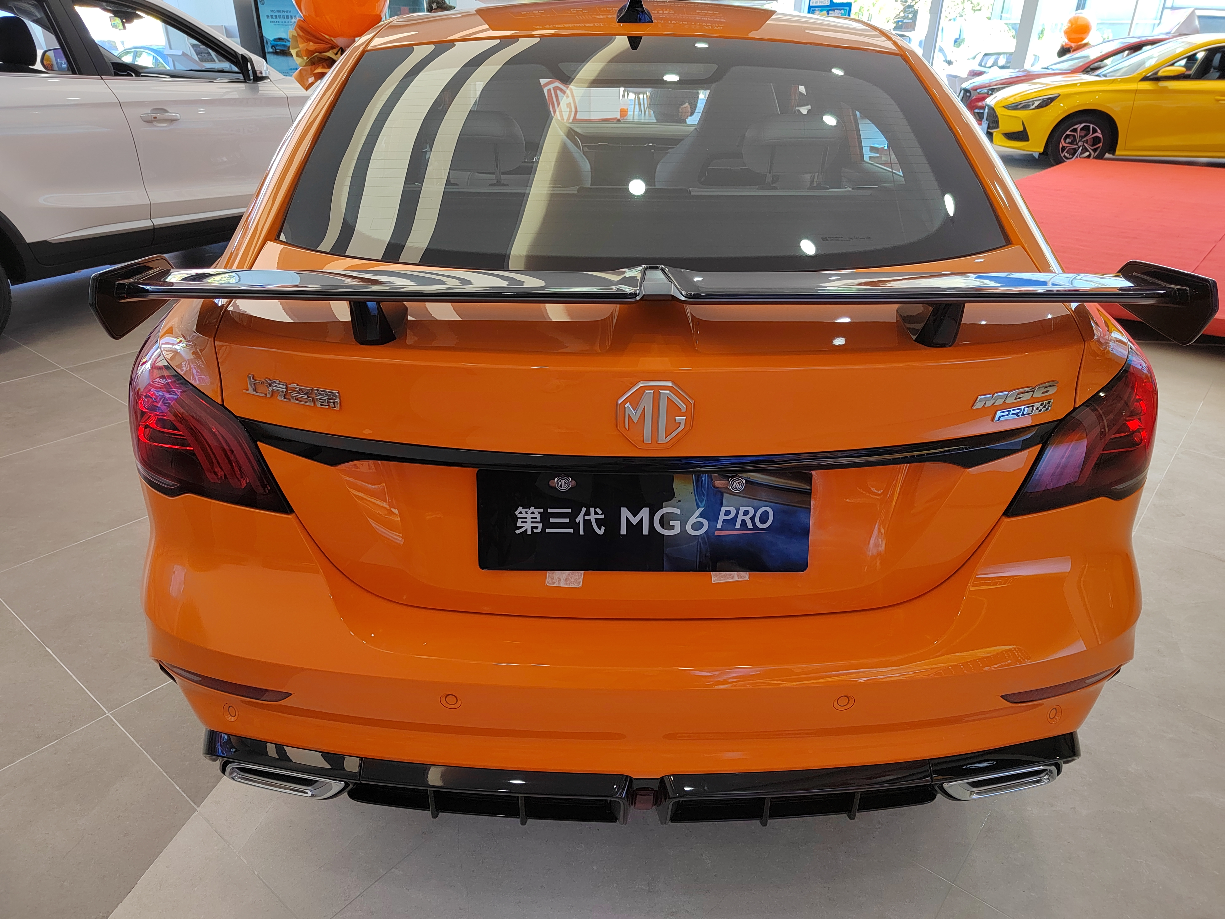 名爵6 2021款 pro 1.5t 自动trophy豪华版,12.38万