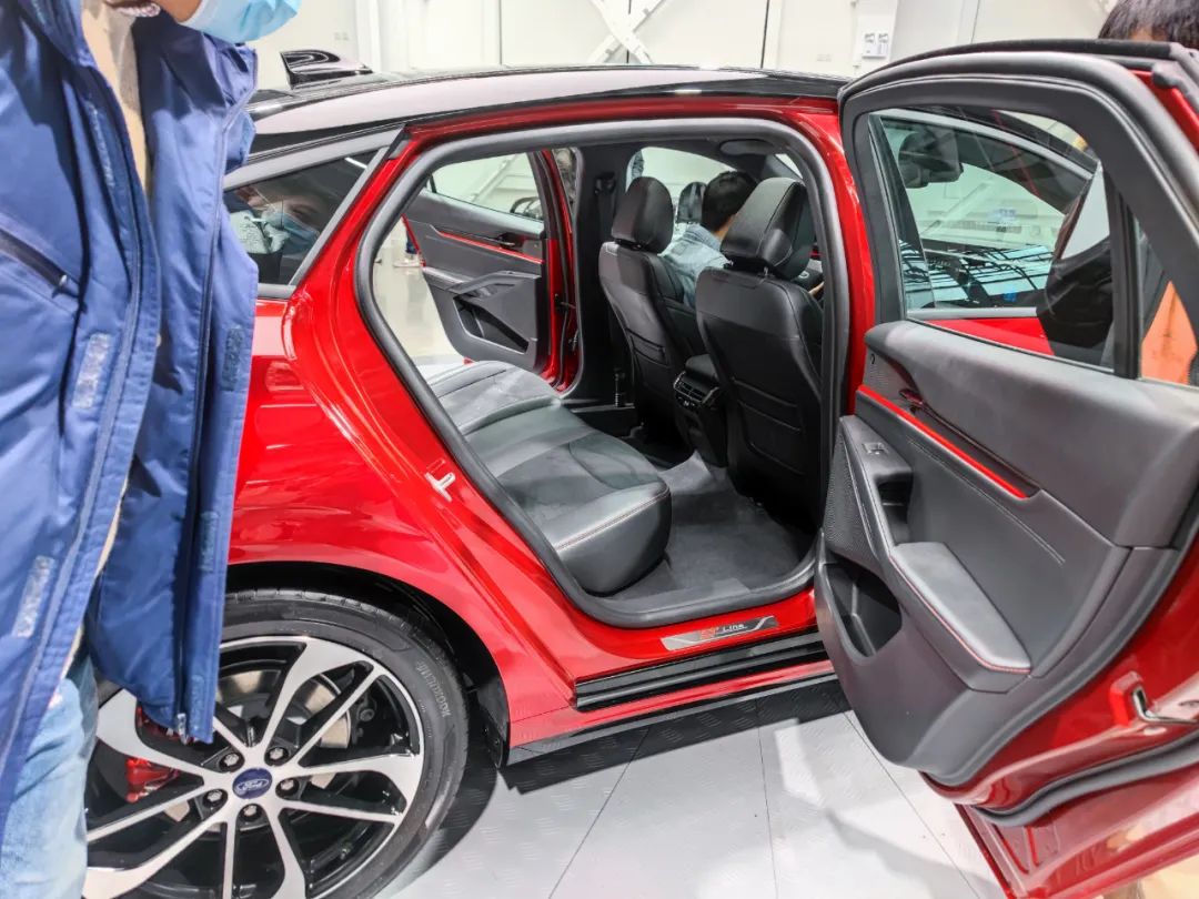 15.98万元起，新一代蒙迪欧开启预售，全新探险者同步亮相