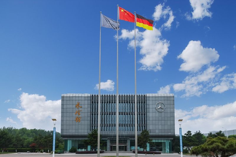 迈入“双四百万”时代，北京奔驰第400万辆整车下线