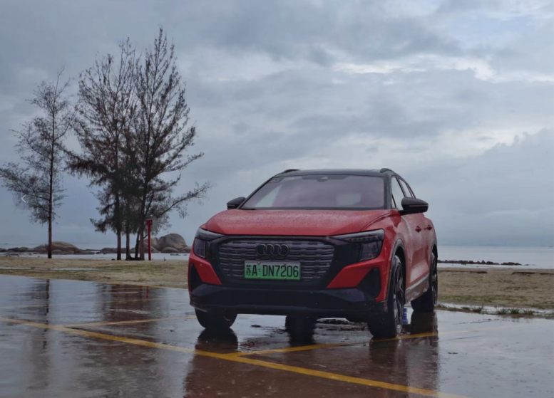 试驾上汽奥迪Q5 e-tron：外观豪华，内饰空间有个性，试完打满分！