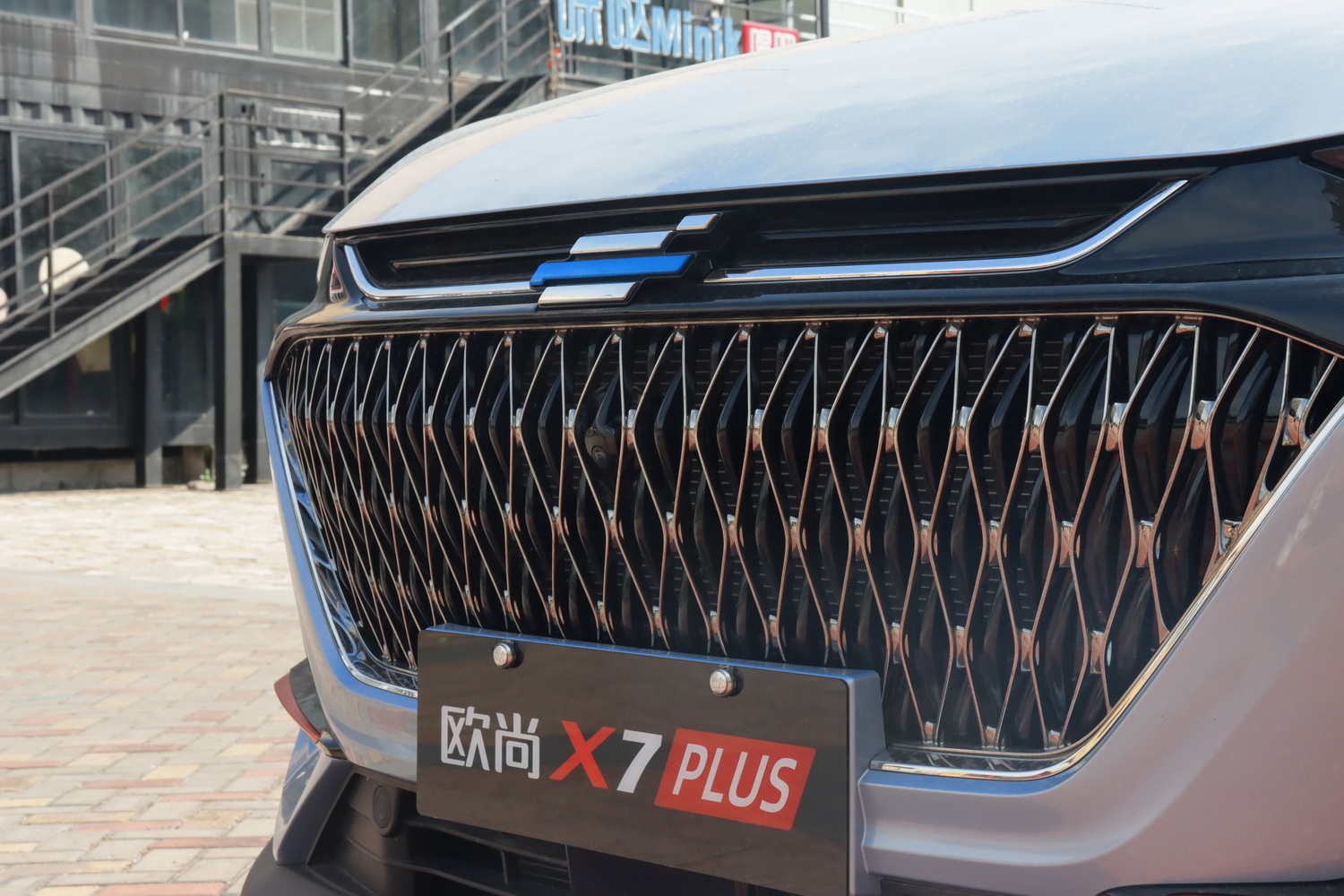 高智能大5座SUV 试驾长安欧尚X7 PLUS