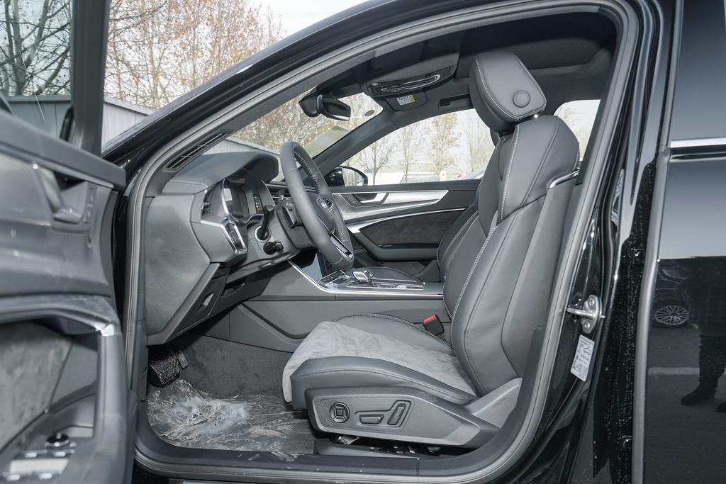 东莞奥迪A6L PHEV店内 直降7.99%, 欢迎到店鉴赏