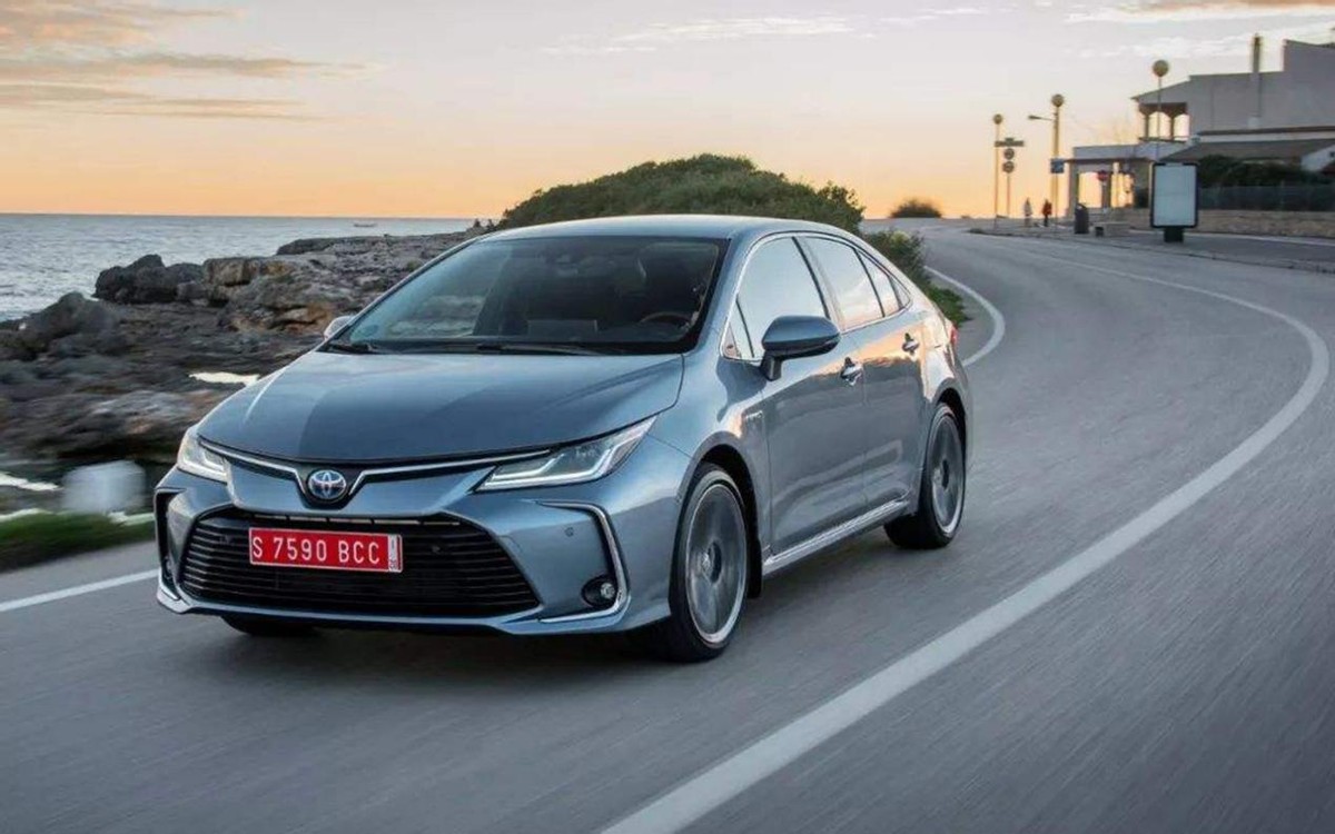 10萬左右買轎車，這3款可能最合適，2021年有100多萬人選擇了它們