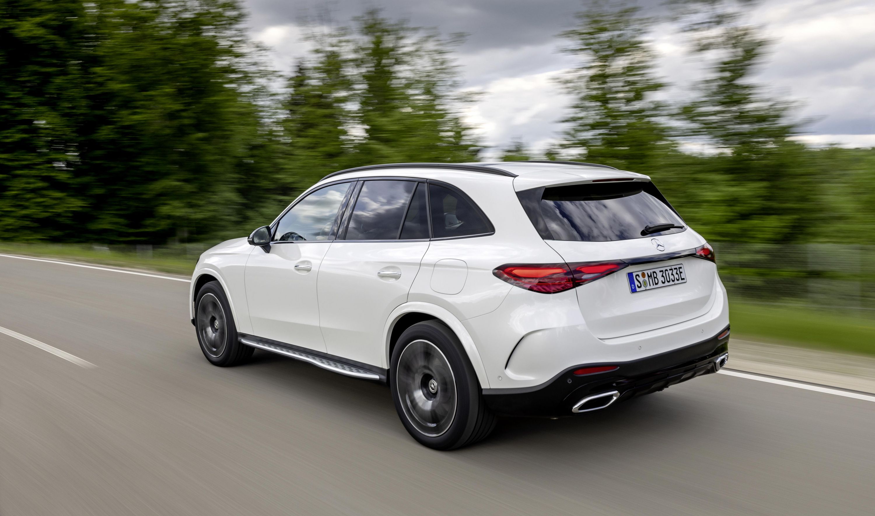 新一代奔驰glc登场&nbsp;让奥迪q5/宝马x3坐立不安?