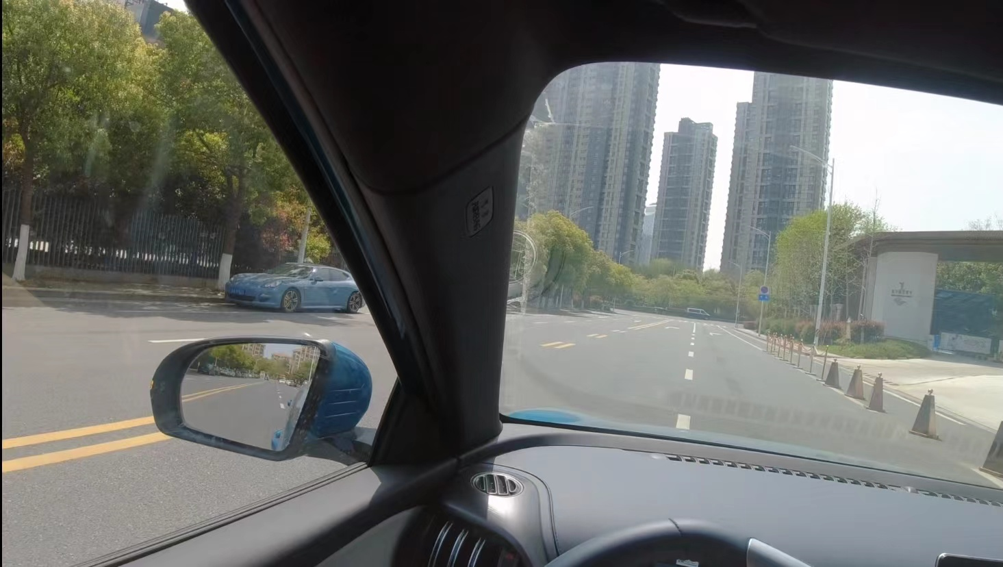 试驾元Plus：驾驶感受一流，设计风格依旧“比亚迪”