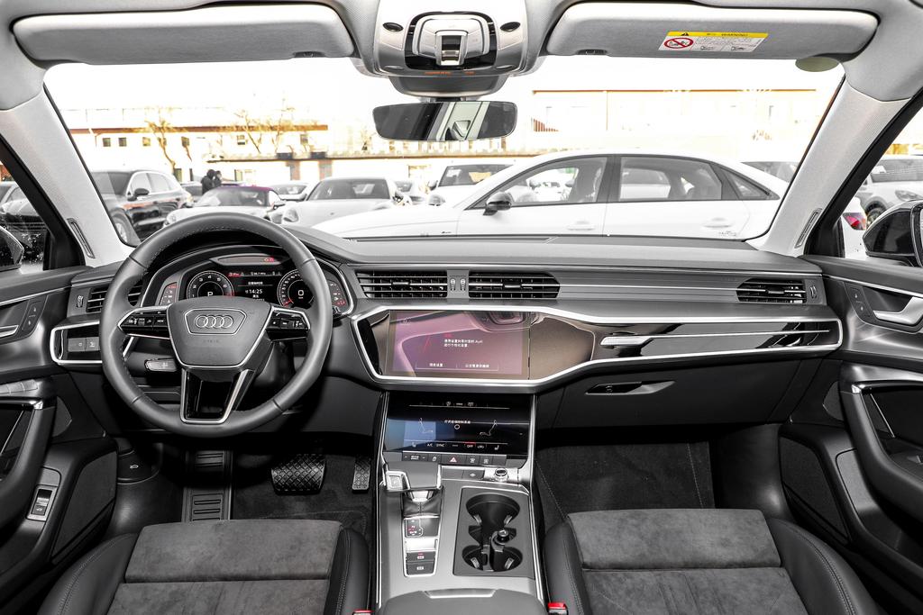 昆明奥迪A6(进口)热销中, 最高优惠5.0%