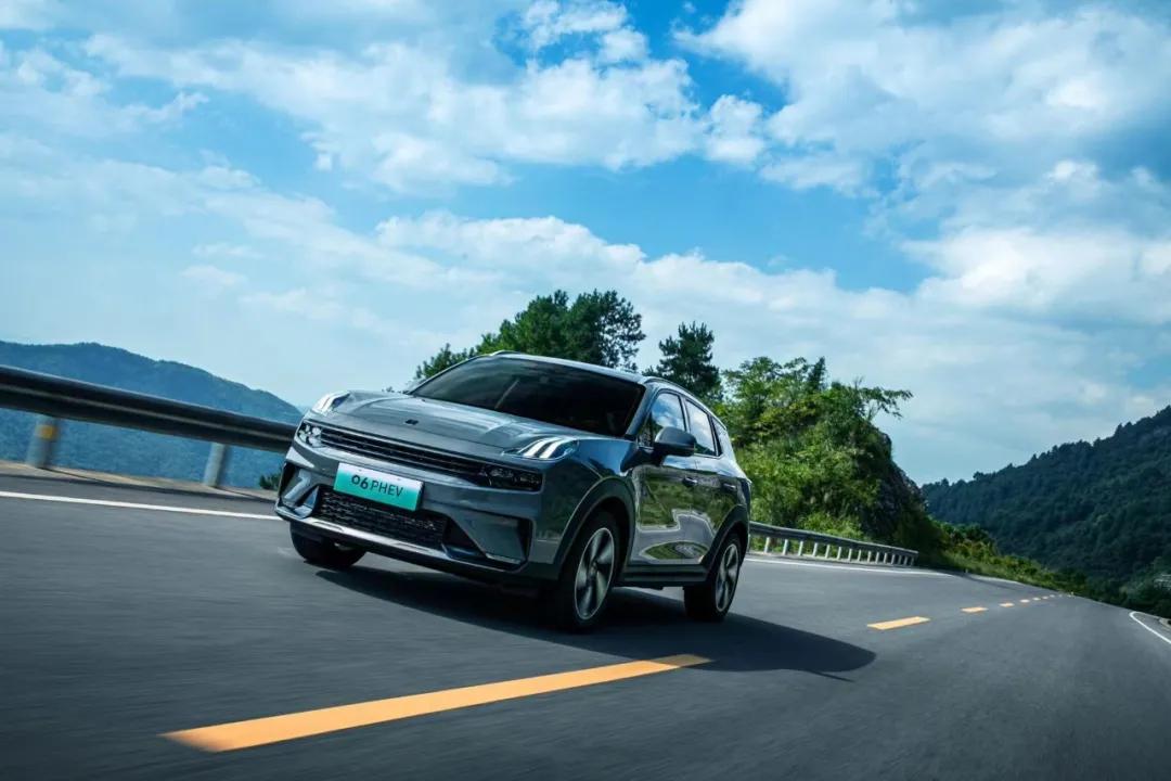 设计依旧个性，插混加持更具驾驶乐趣：试驾领克06 PHEV