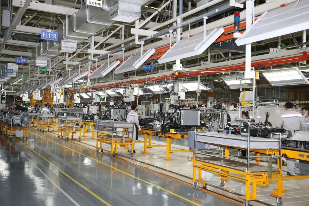 成都造，供全球，凡尔赛C5 X当真全球高品质？