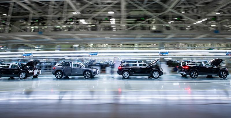 迈入“双四百万”时代，北京奔驰第400万辆整车下线