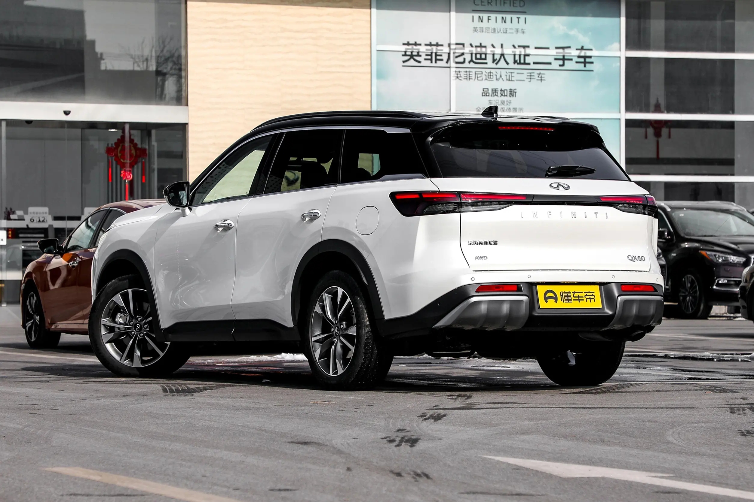英菲尼迪QX60上市，2.0T Vc-Turbo+9AT，39.98万起有竞争力吗？