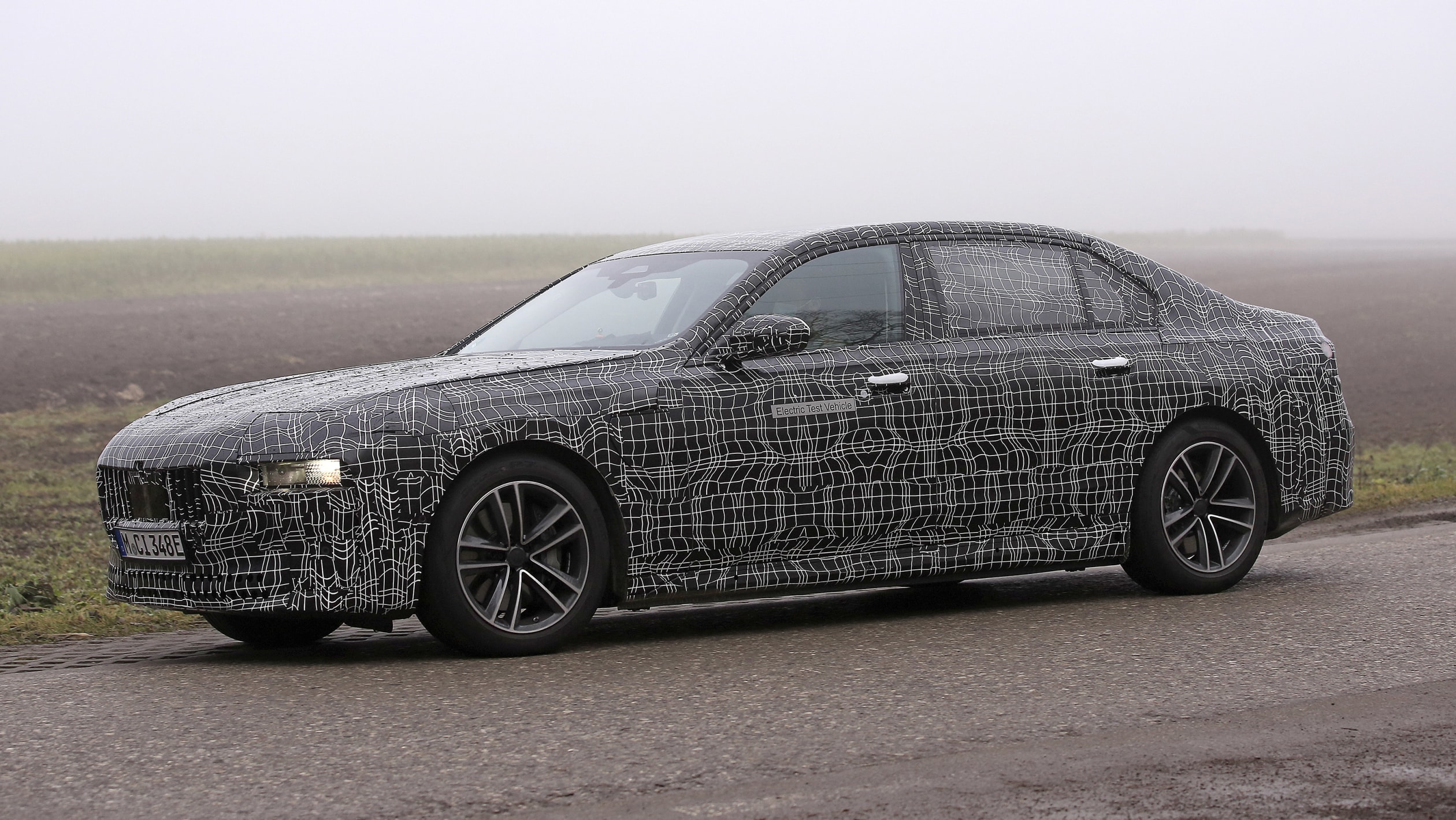 纯电动版7系/前脸够个性 宝马i7假想图曝光 有望2022年发布