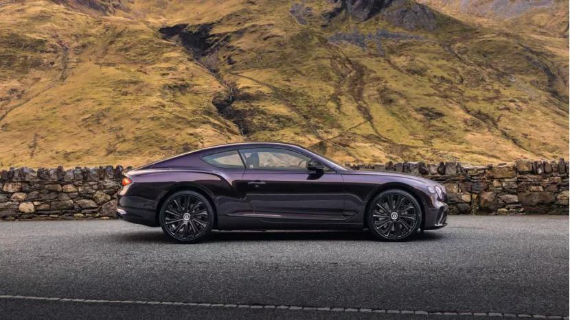 全新丰田普拉多效果图曝光；广汽传祺GS8推迟上市