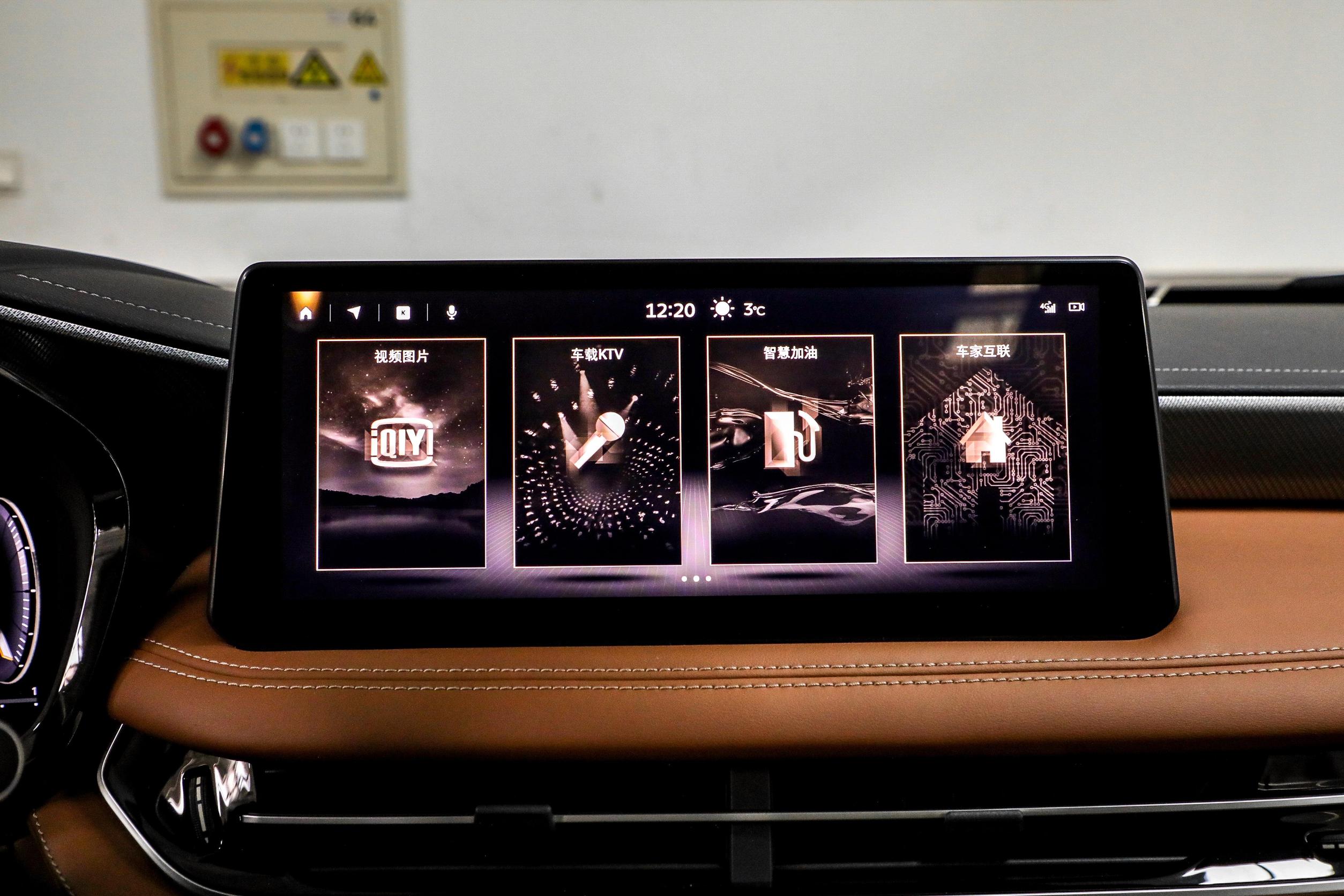 英菲尼迪QX60上市，2.0T Vc-Turbo+9AT，39.98万起有竞争力吗？